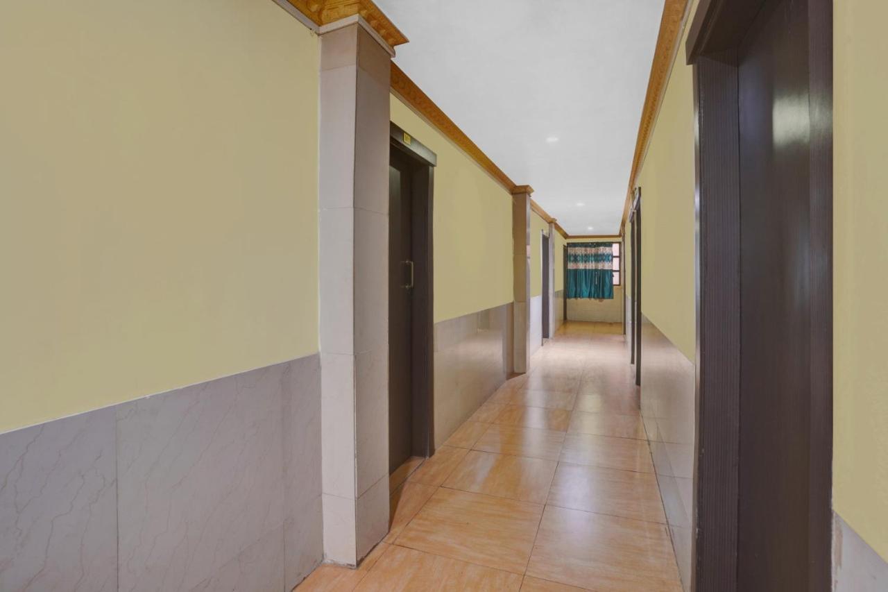 Spot On 81122 Alfa Lodge Bombay Exterior foto